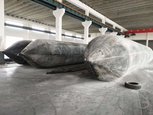 Airbags de lançamento marinhos de borracha natural de tamanhos diferentes