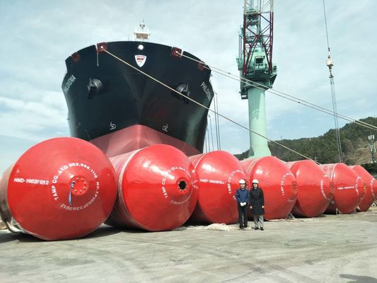 Fenders de espuma de absorção de alta energia revestidos com poliuretano reforçado
